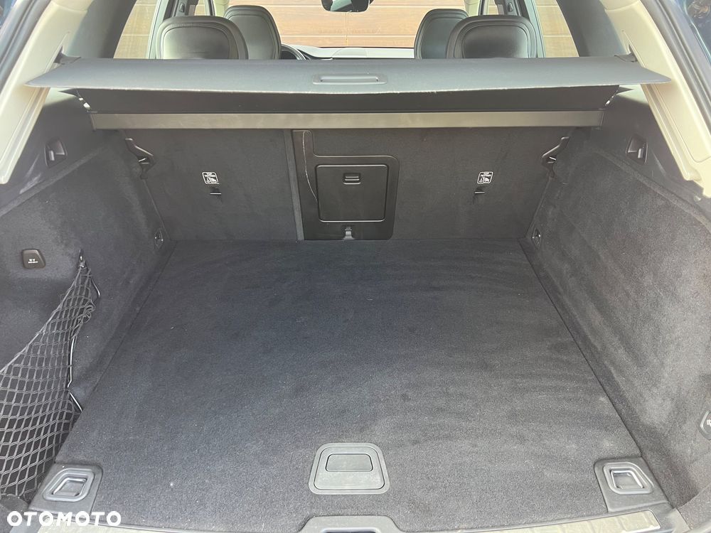 Volvo XC 60 - 22