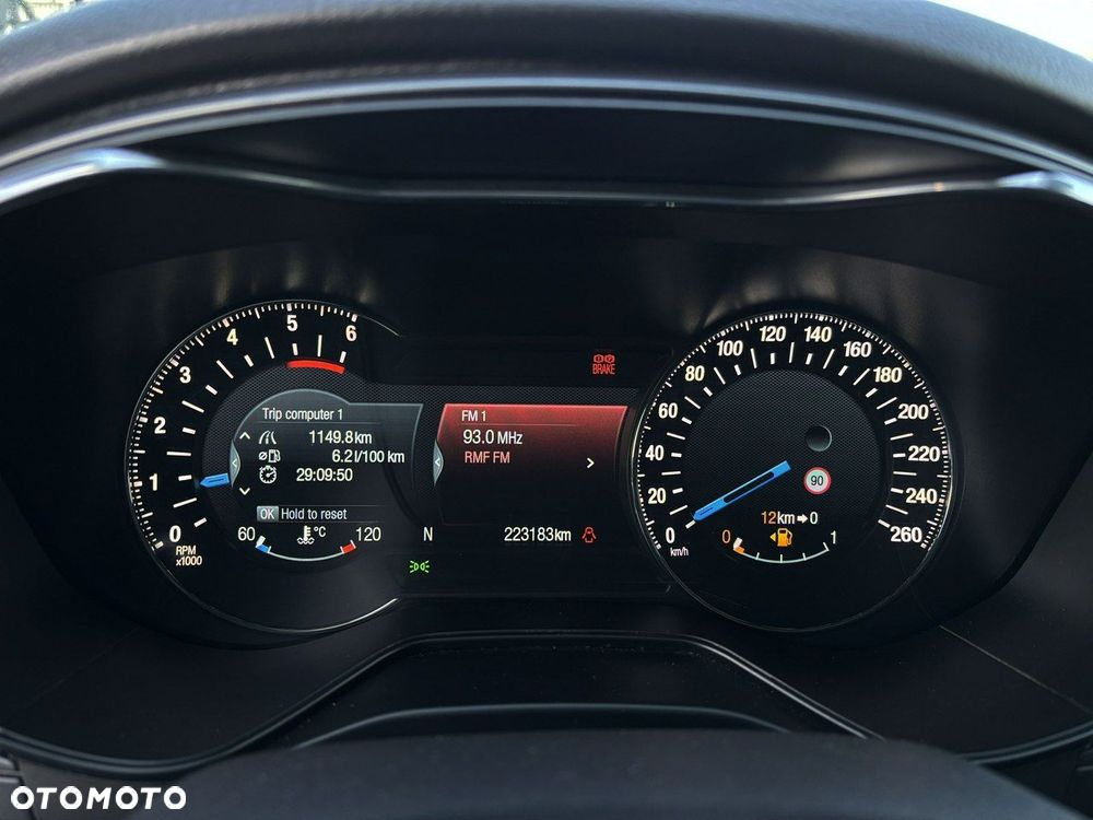 Ford Mondeo - 17