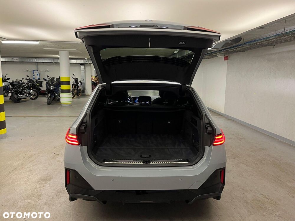 BMW Seria 5 520d xDrive mHEV M Sport - 36