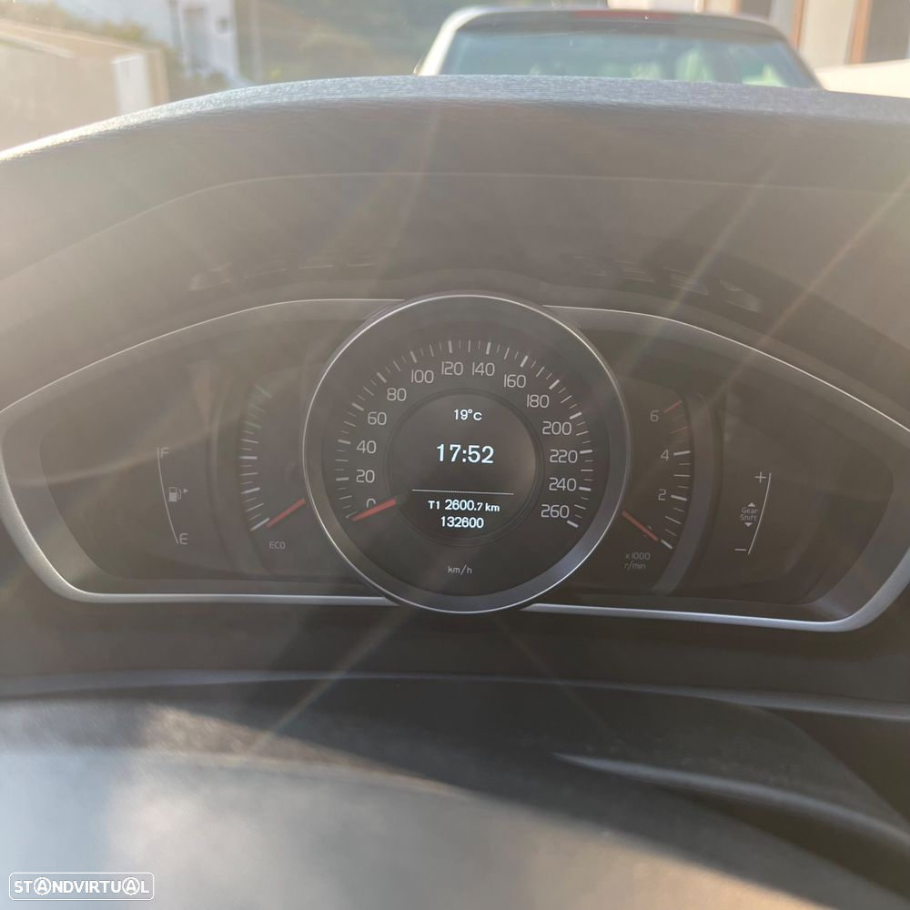 Volvo V40 Cross Country 2.0 D2 Kinetic - 7