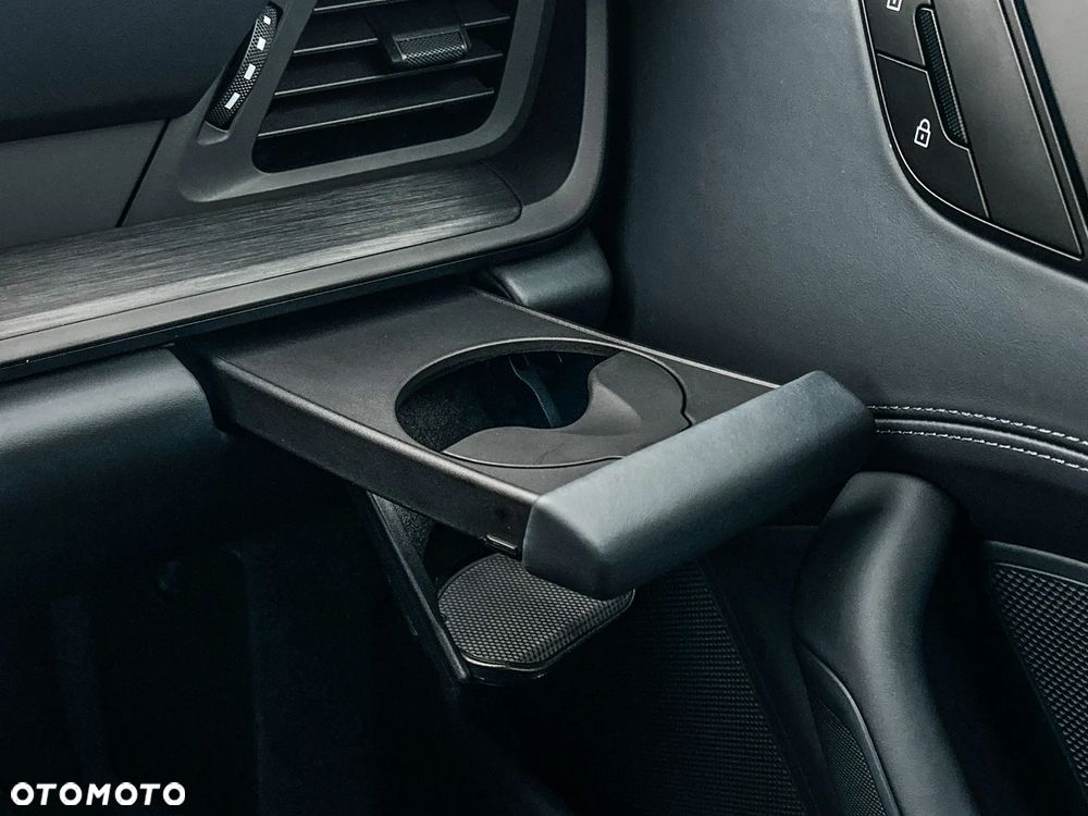 Porsche 911 Carrera T-Hybrid 4 GTS - 23