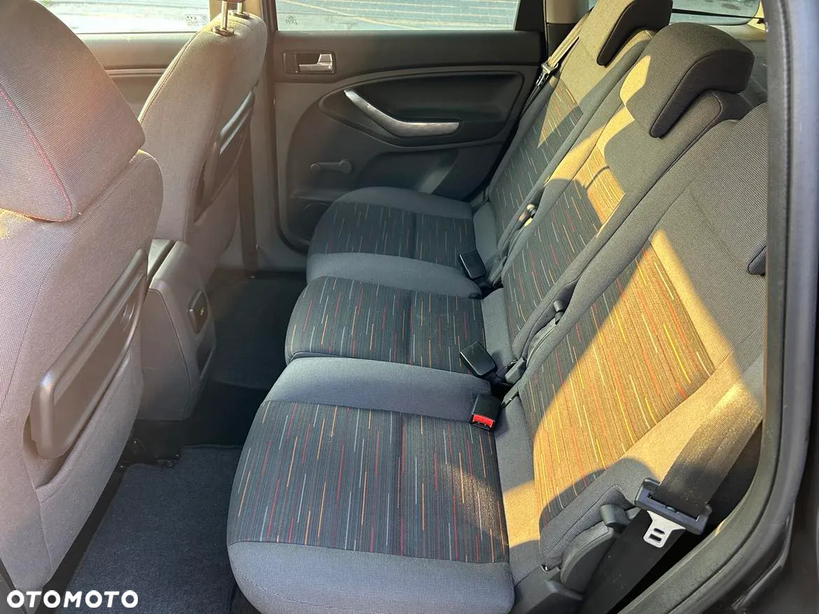 Ford C-MAX 1.6 TDCi Ambiente - 17
