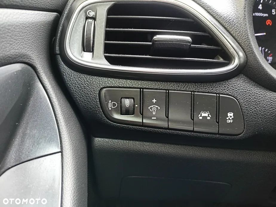 Hyundai i30 - 15
