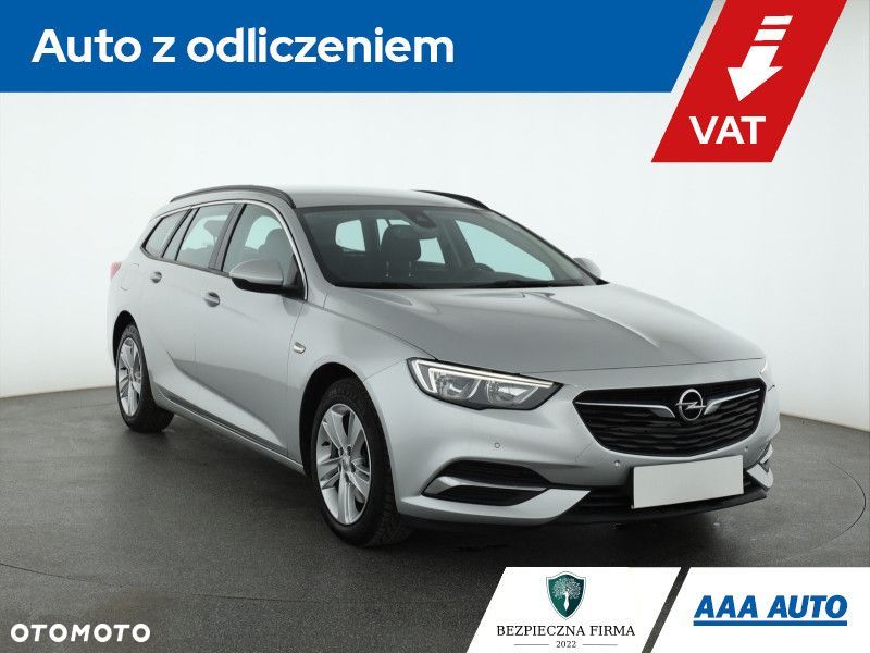 Opel Insignia - 1