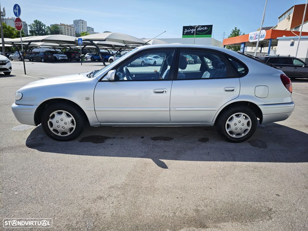 Toyota Corolla L/B 1.4 Base - 2