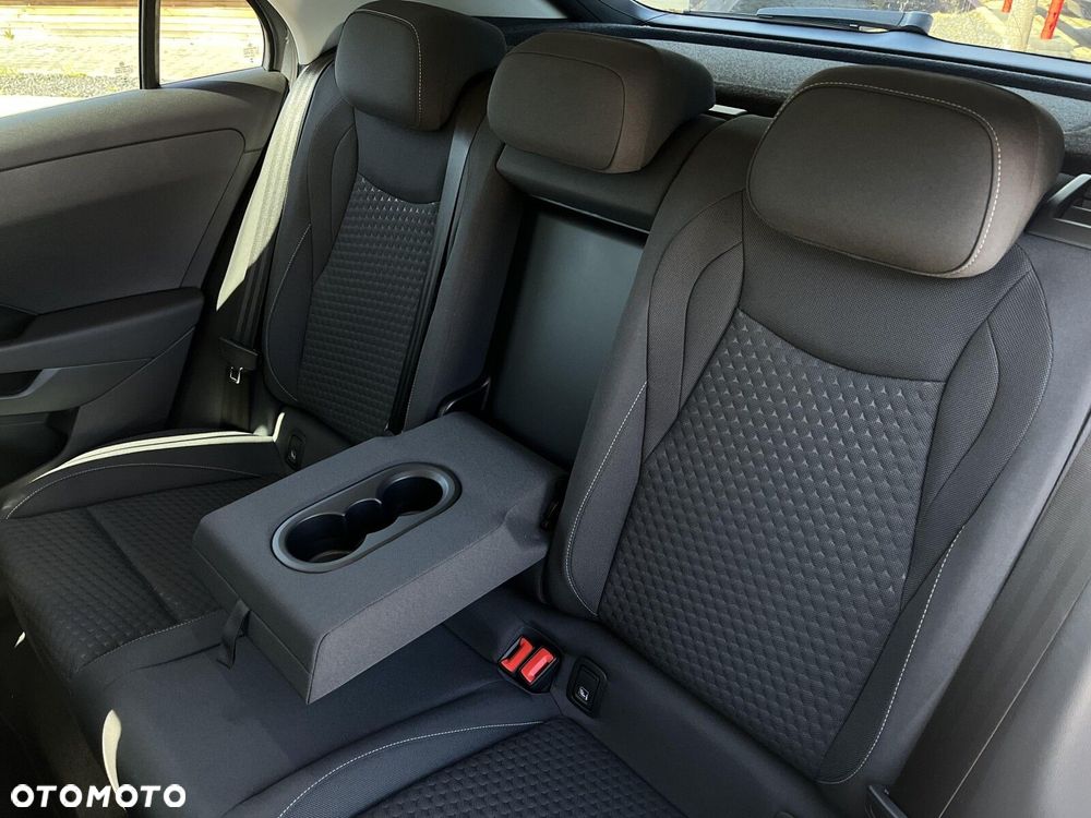 Volkswagen T-Roc 1.5 eTSI Life DSG - 29