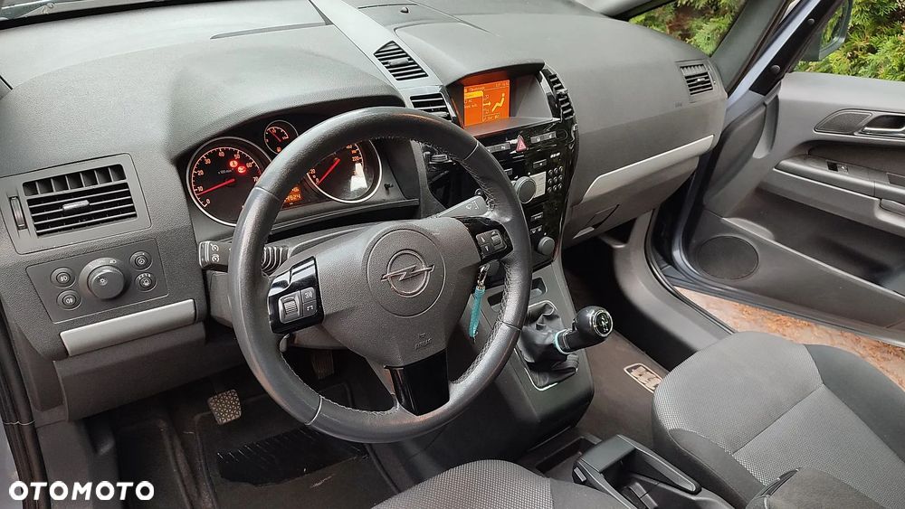 Opel Zafira 1.8 Selection - 6