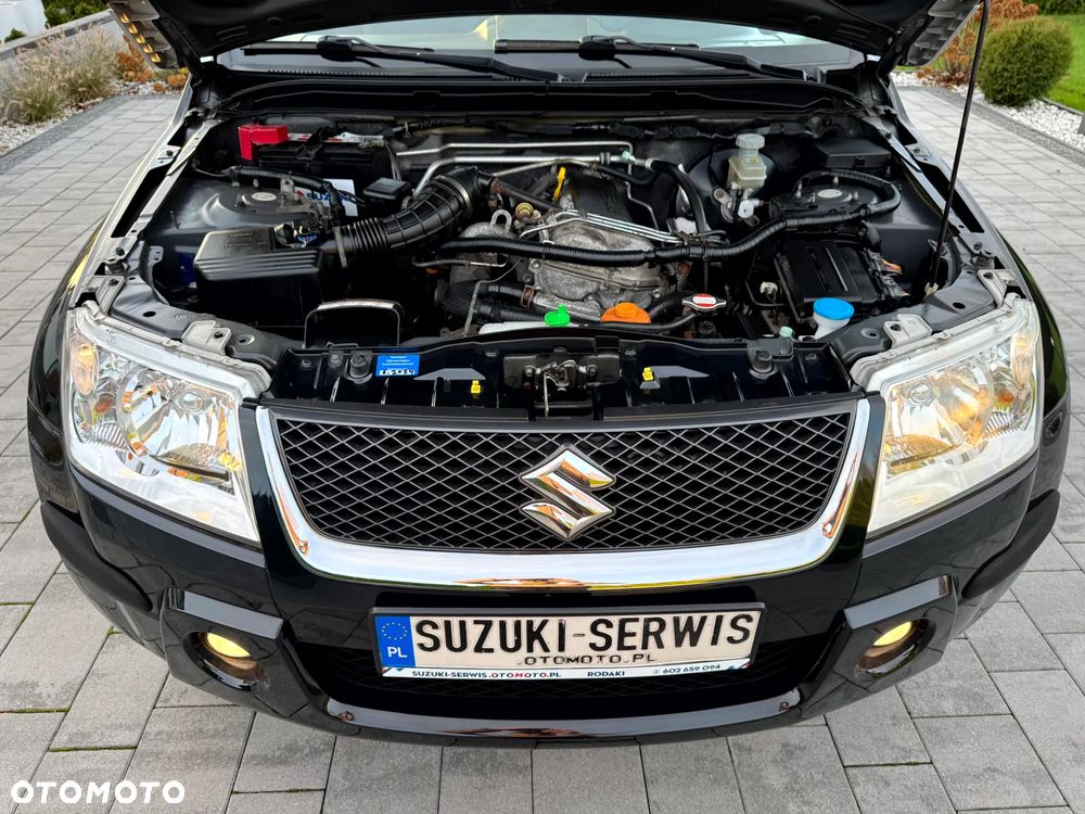 Suzuki Grand Vitara 1.6 Black&White - 17