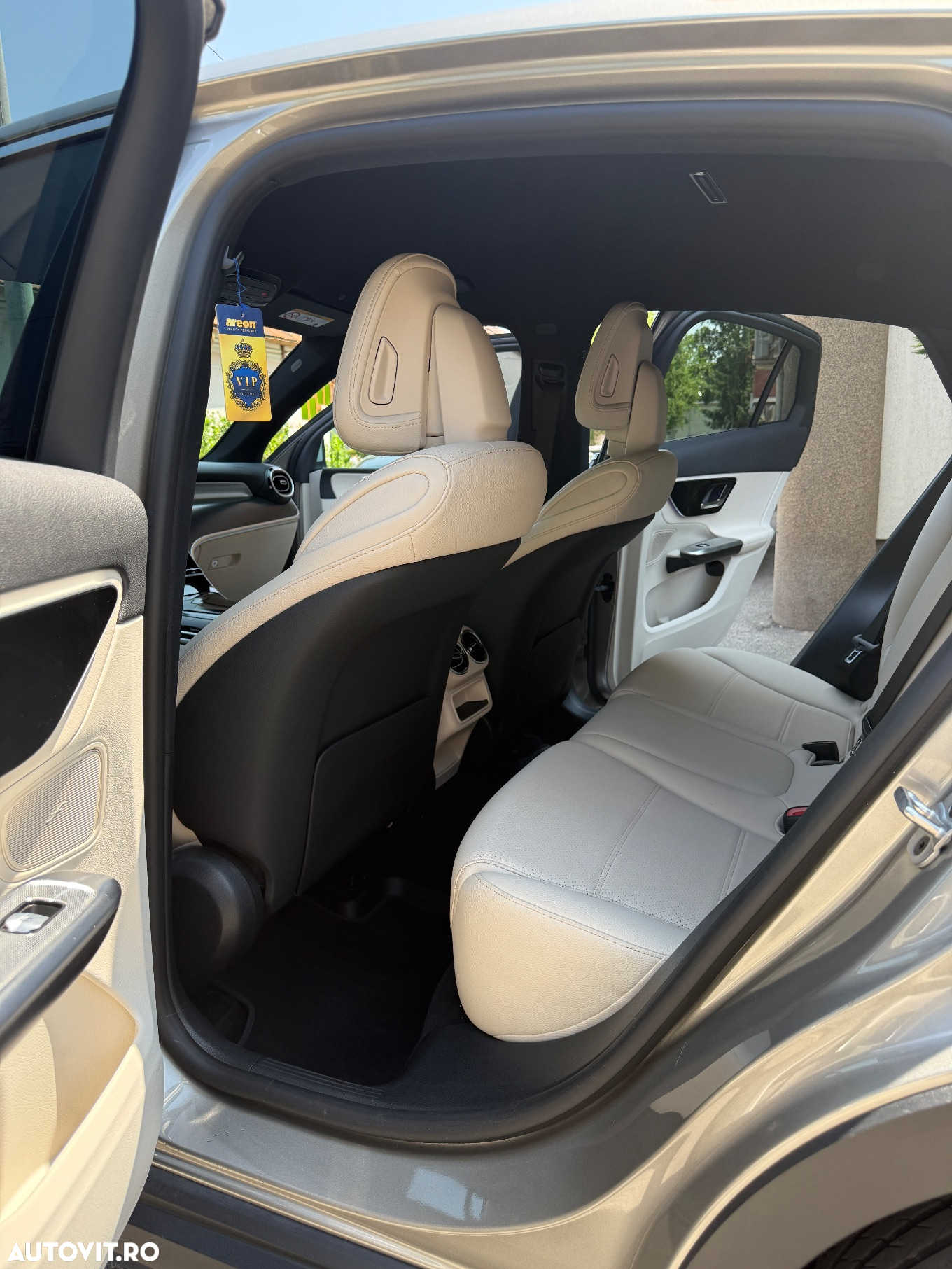 Mercedes-Benz GLC 200 4MATIC MHEV - 8