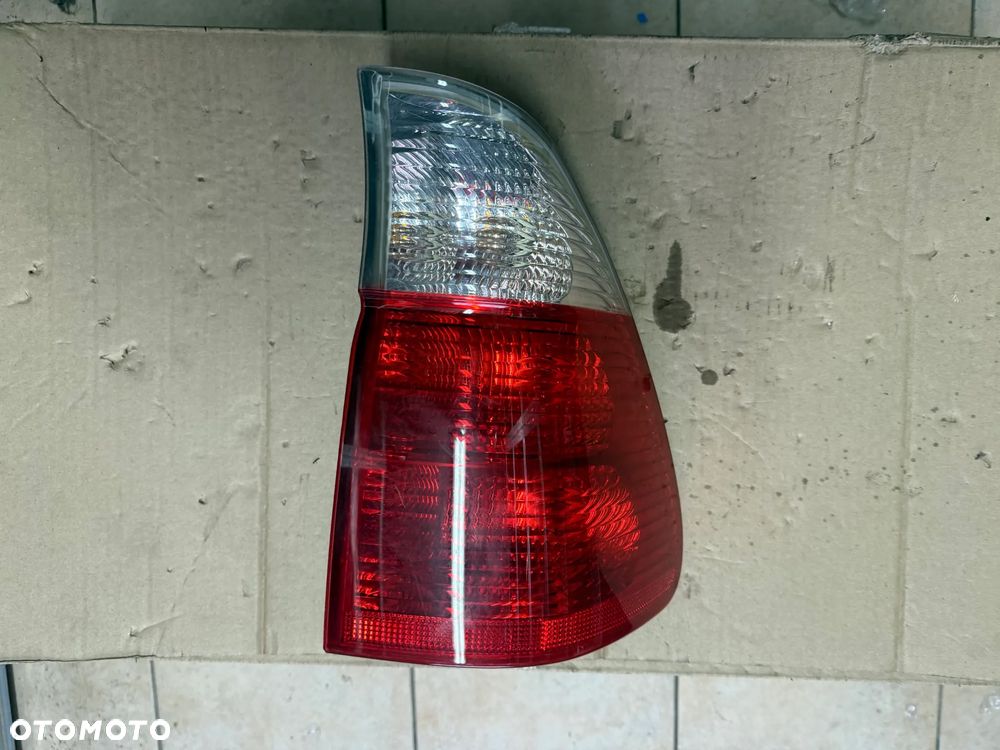 Reflektor / lampa tylna BMW X5 E53 - prawa strona - oryginalna - 1