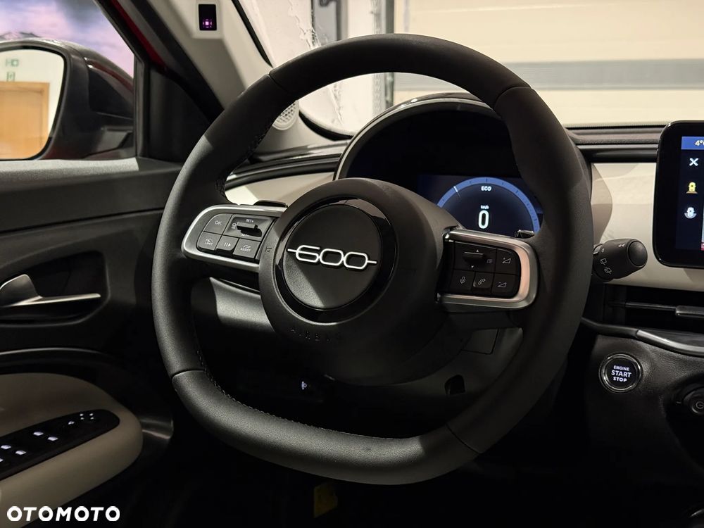 Fiat 600 1.2 Turbo La Prima eDCT - 17