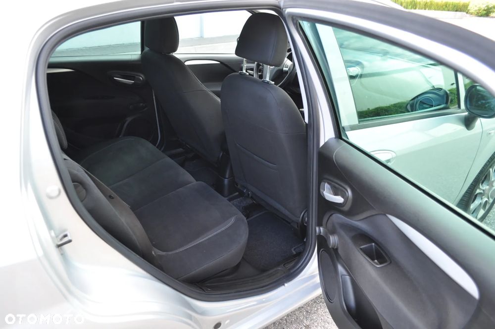 Fiat Punto - 16