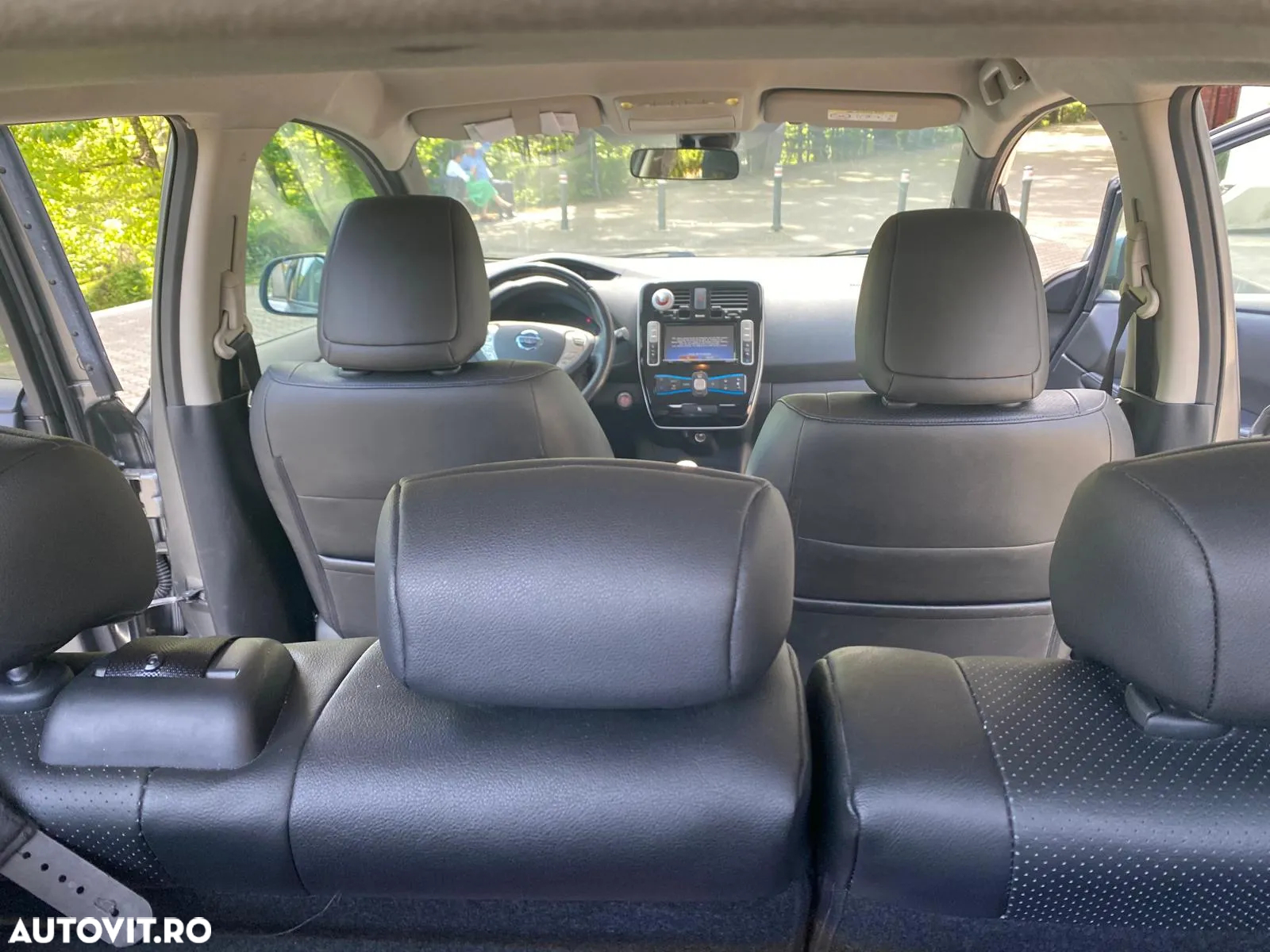 Nissan LEAF - 4
