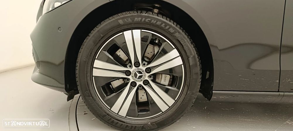 Mercedes-Benz C 300 e Avantgarde - 17