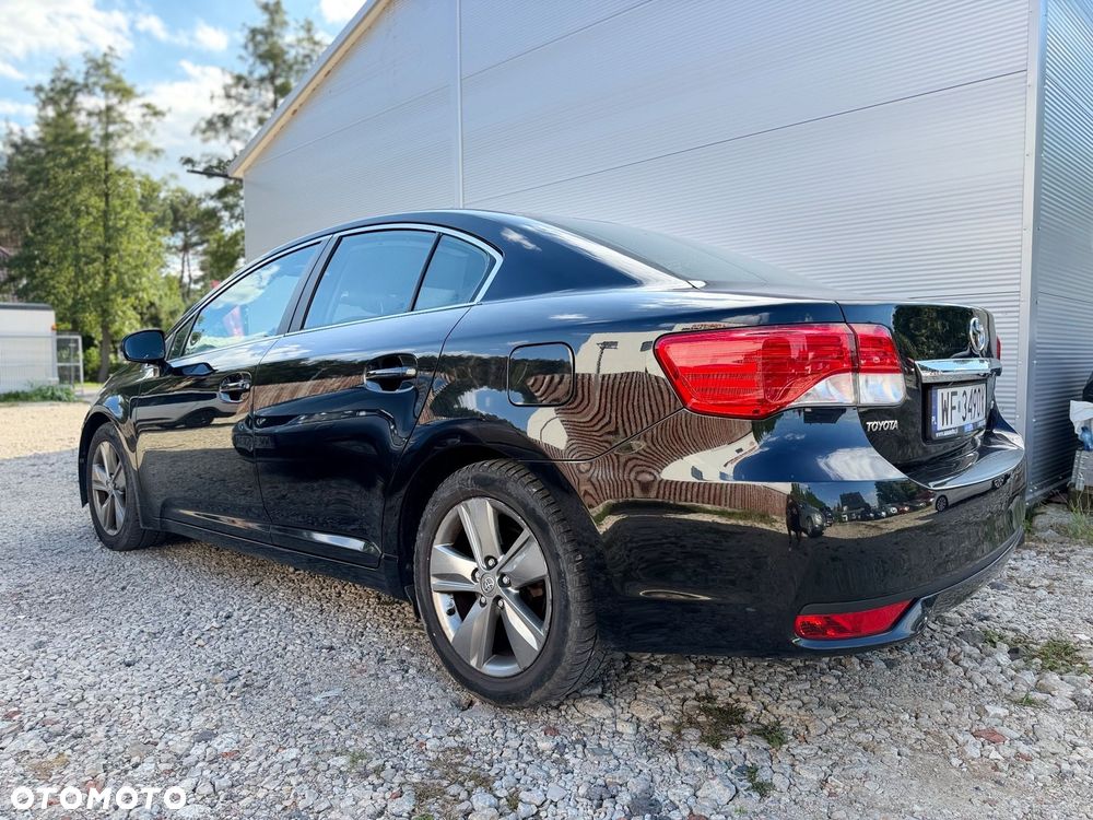 Toyota Avensis - 9