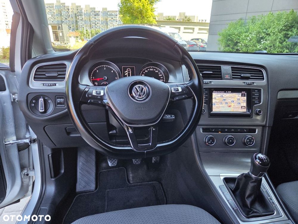 Volkswagen Golf 1.6 TDI BMT Comfortline - 37