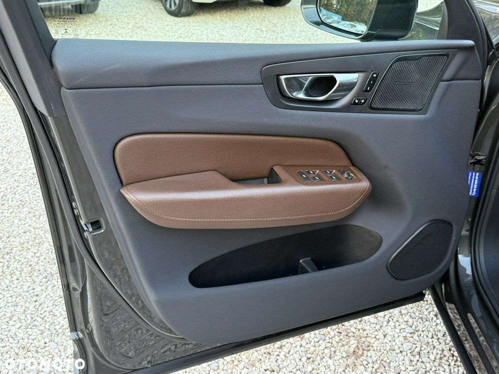 Volvo XC 60 - 11