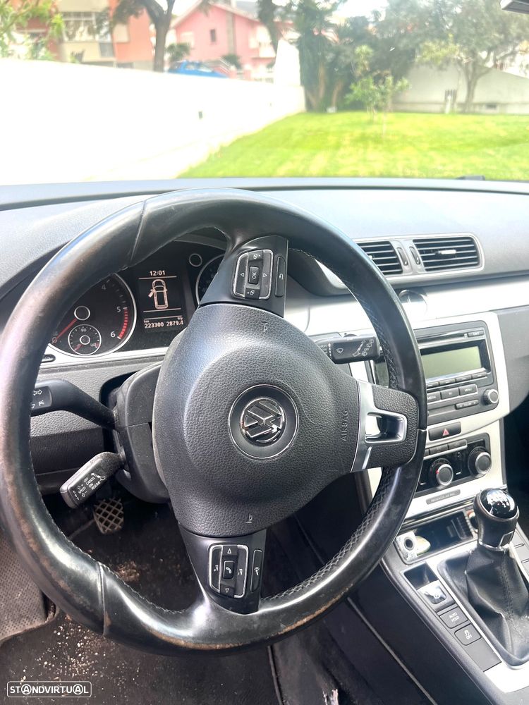 VW Passat Variant 1.6 TDI BlueMotion - 4