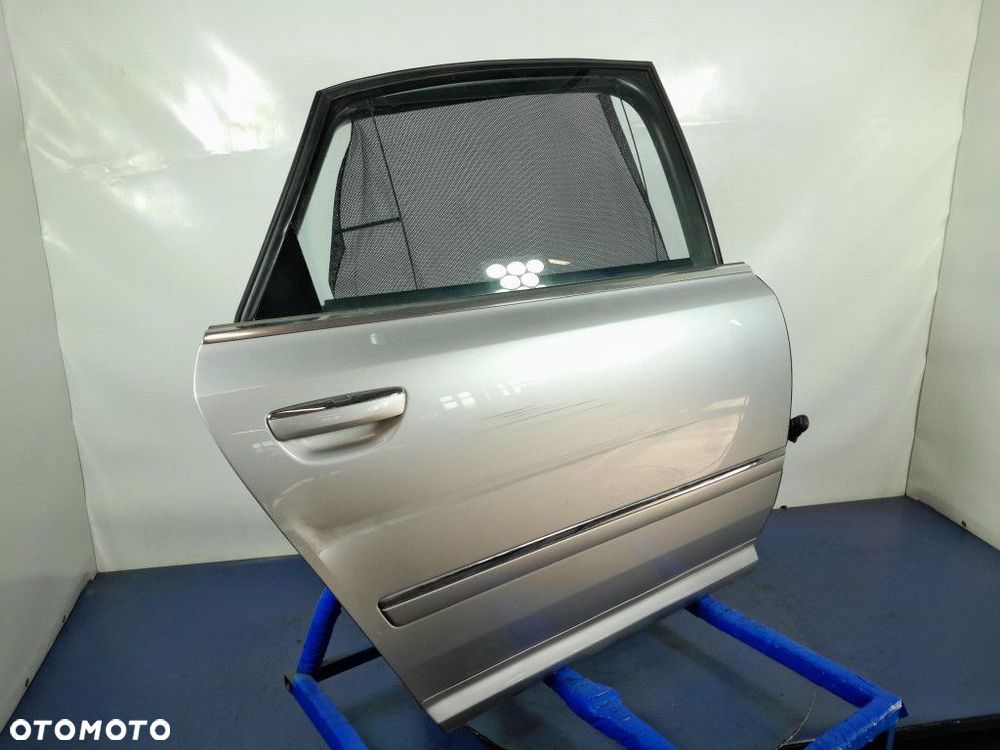 AUDI A8 D3 LONG DRZWI TYŁ PRAWE  LY7W - 2