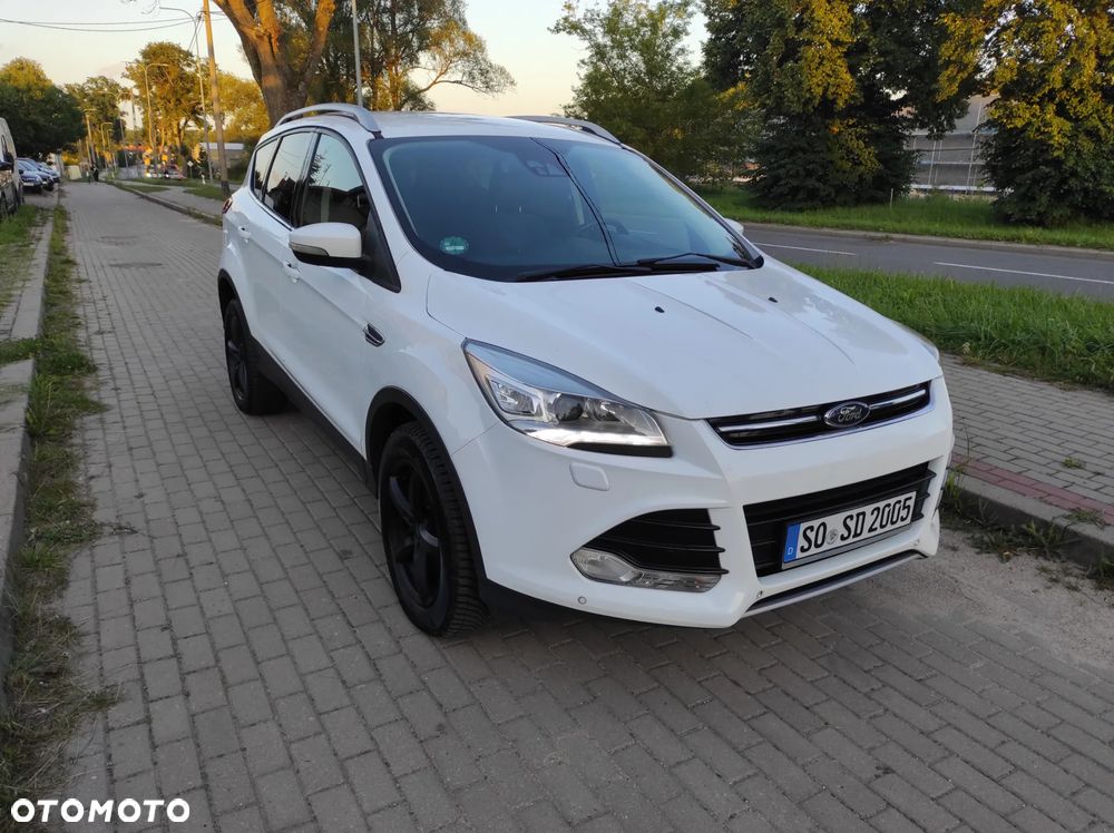 Ford Kuga - 2