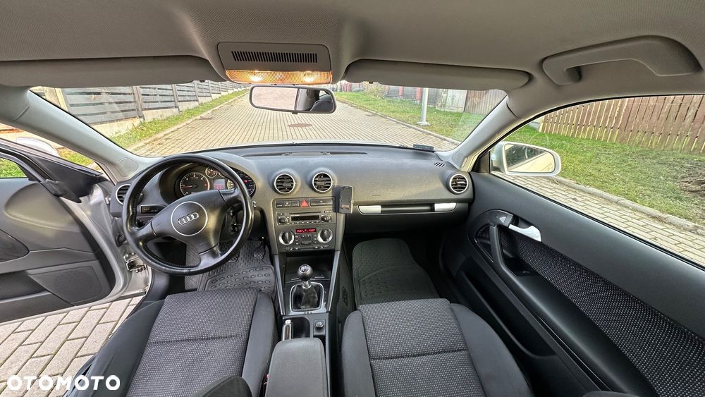 Audi A3 3-drzwiowe 2.0 TDI Attraction - 7