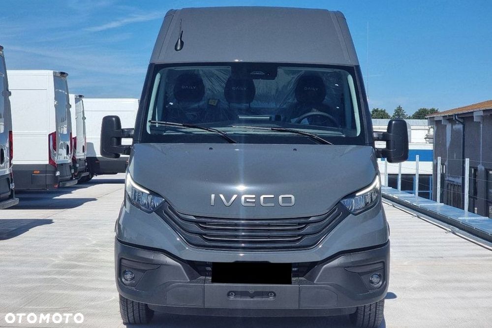 Iveco Daily 35S18 16m3 L4H2 3.0 176KM - 4