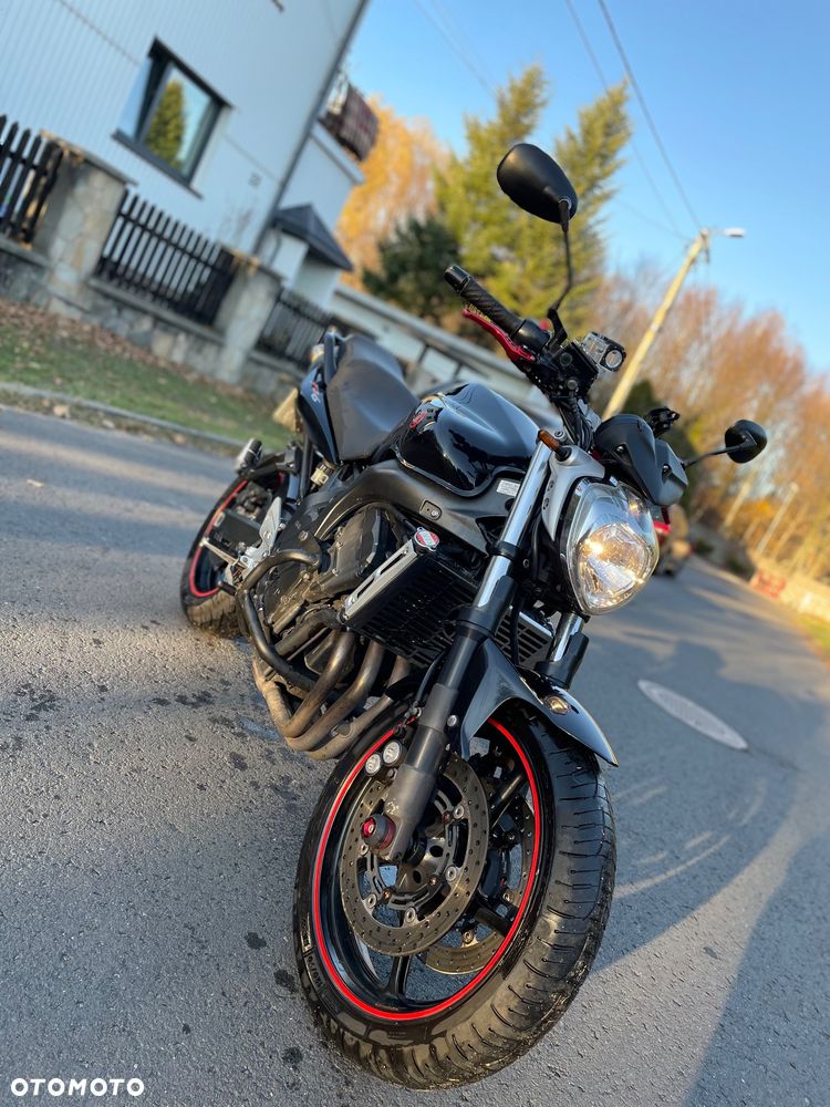 Yamaha FZ6 - 7