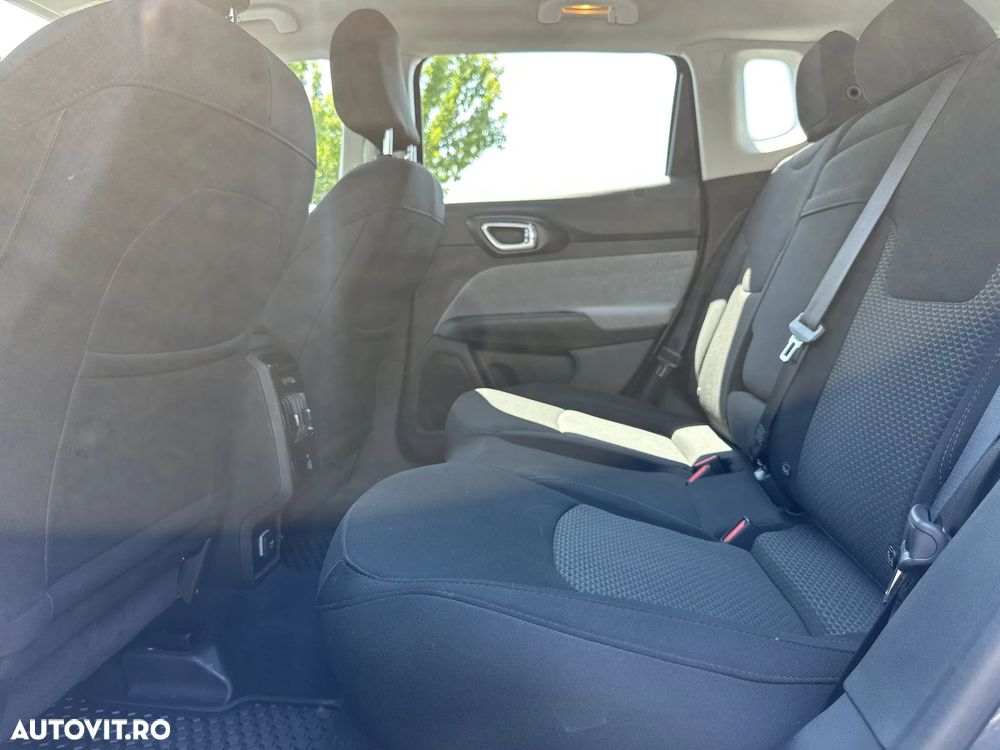 Jeep Compass - 13
