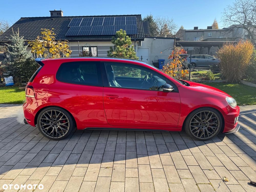 Volkswagen Golf VI 2.0 TSI GTI - 5