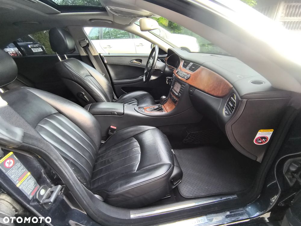 Mercedes-Benz CLS 350 - 23