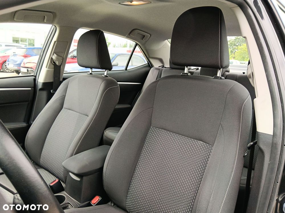 Toyota Corolla 1.6 Premium EU6 - 11