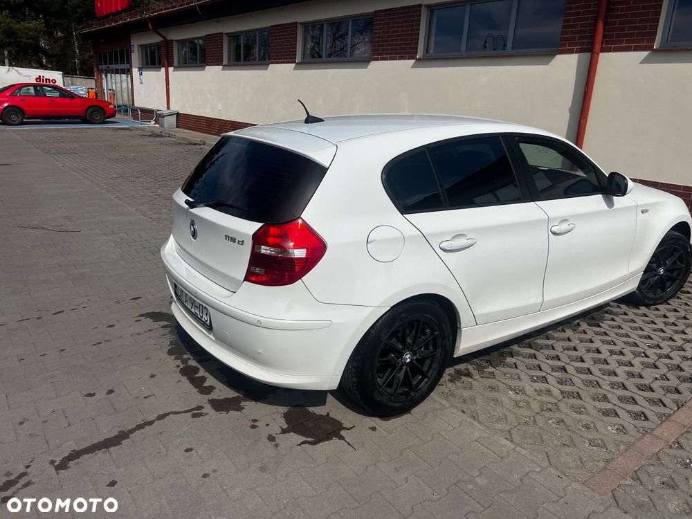 BMW Seria 1 118d - 7