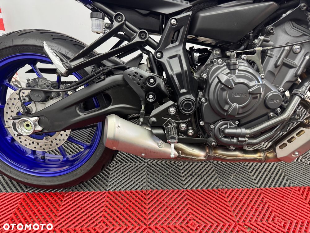 Yamaha MT - 30