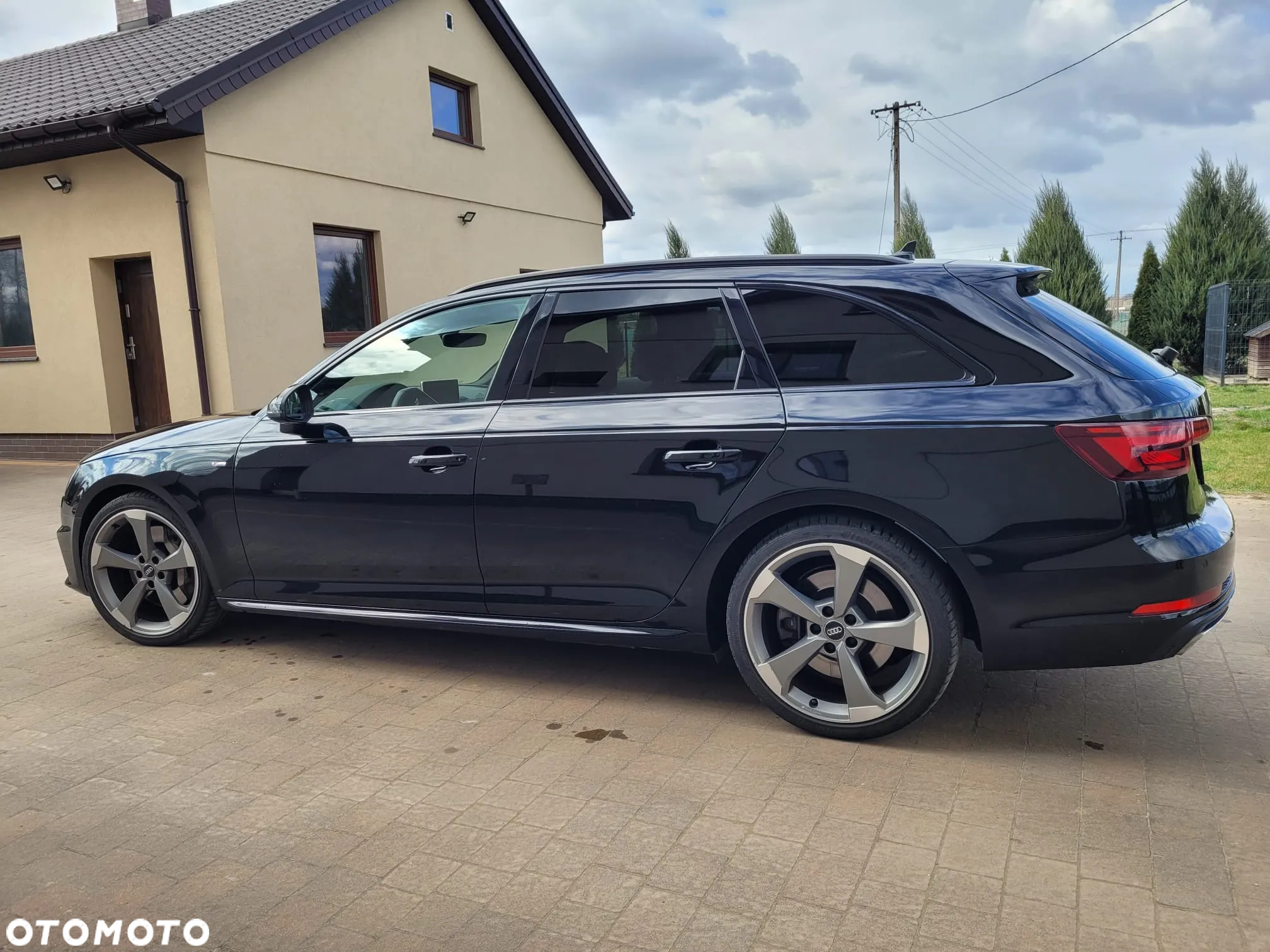 Audi A4 Avant 45 TDI quattro tiptronic S line - 14