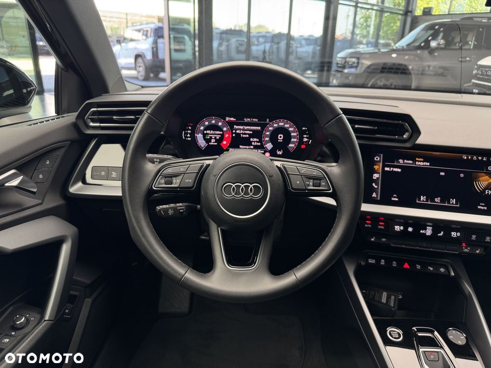 Audi A3 Limousine 30 TFSI mHEV Advanced S tronic - 17