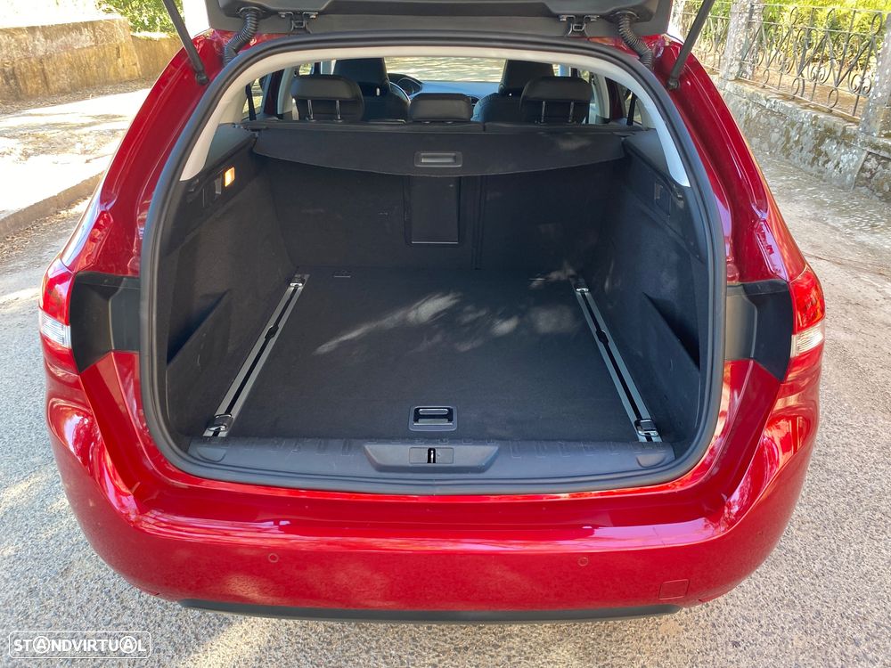 Peugeot 308 SW 1.5 BlueHDi Allure - 16