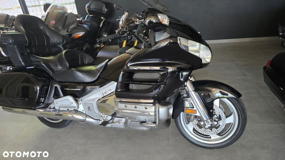 Honda GL - 22
