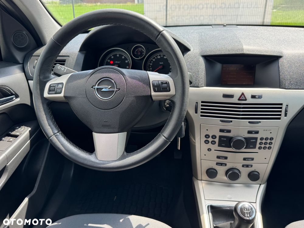 Opel Astra - 28