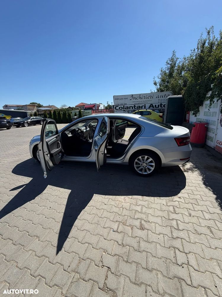 Skoda Superb - 11