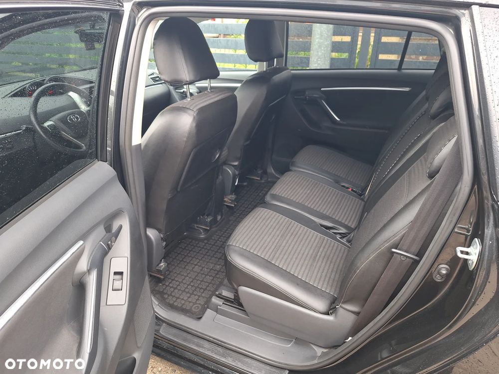 Toyota Verso 1.8 Life - 10