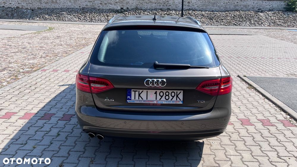 Audi A4 Avant 2.0 TDI DPF clean diesel S line Sportpaket - 9
