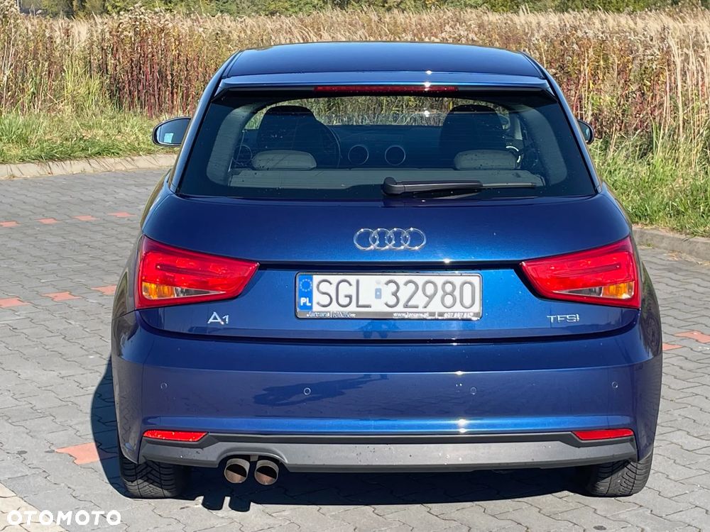Audi A1 3-drzwiowe 1.4 TFSI S tronic design - 11