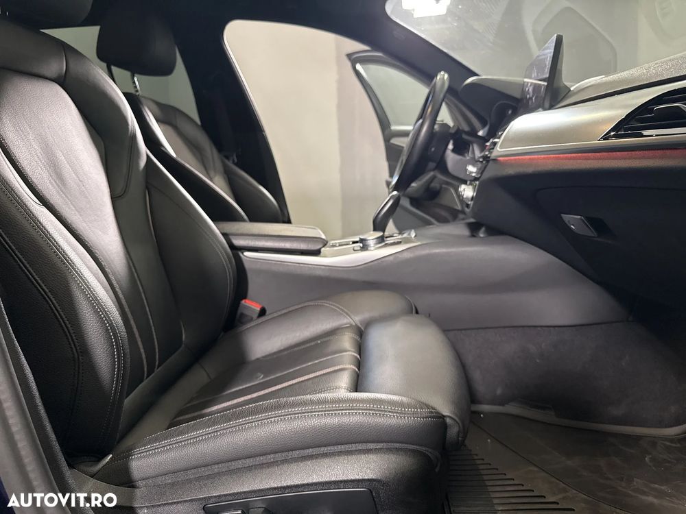 BMW Seria 5 530d xDrive AT MHEV - 12