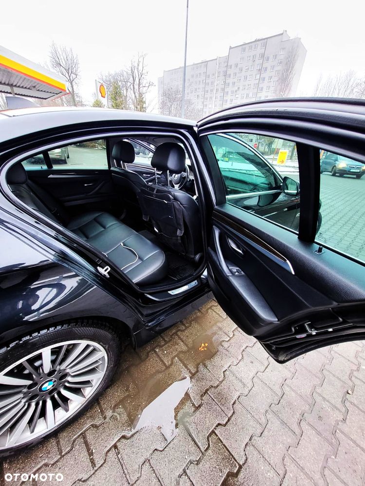 BMW Seria 5 520d xDrive Luxury Line - 17
