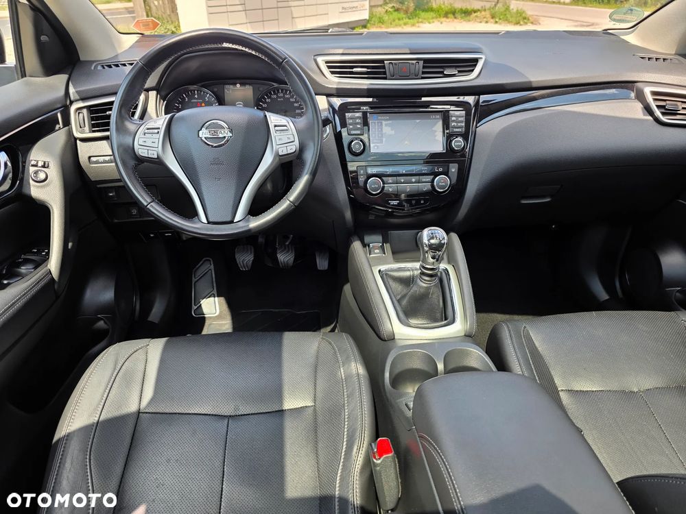 Nissan Qashqai 1.6 DIG-T Tekna - 26