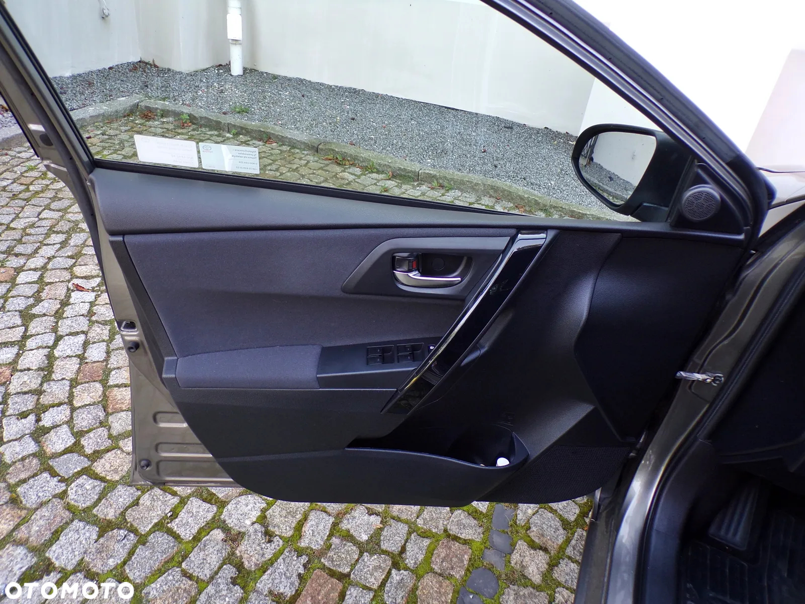 Toyota Auris 1.6 Comfort - 16