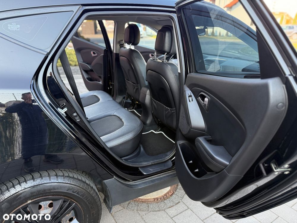 Hyundai ix35 1.6 2WD Fifa World Cup Edition - 17
