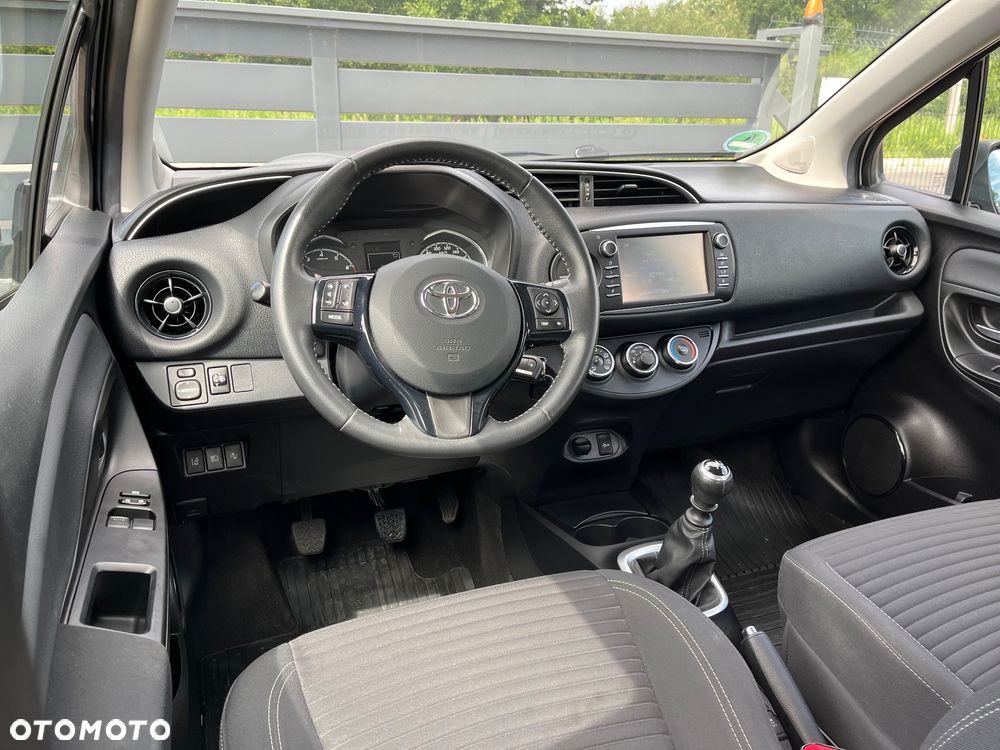 Toyota Yaris 1.5 Premium - 18
