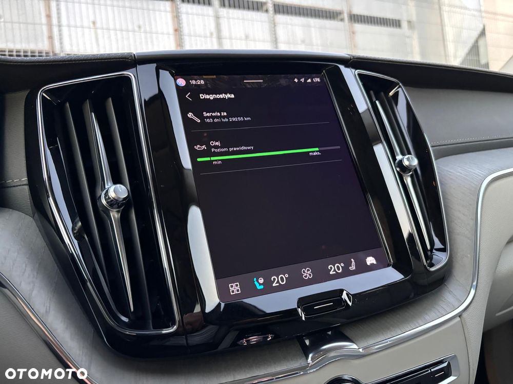 Volvo XC 60 T6 AWD Recharge Plus Bright - 39