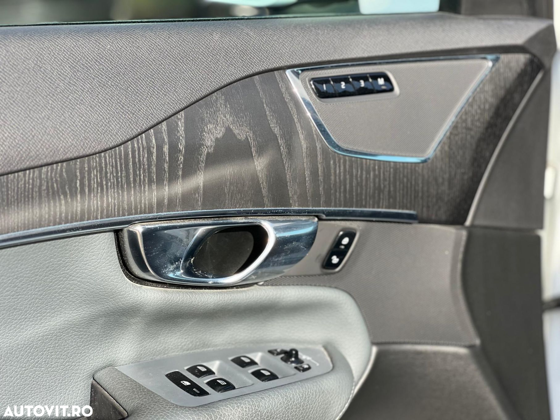 Volvo XC 90 T8 AWD Recharge Geartronic Inscription Expression - 18
